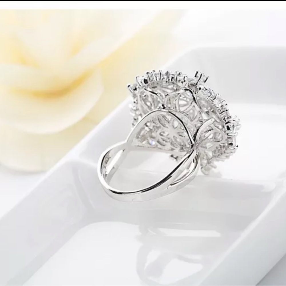 Circular Flower Ring - image 3